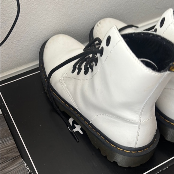 Dr. Martens White and Black Lace Up Boots 8-Eye Design - Picture 5 of 6